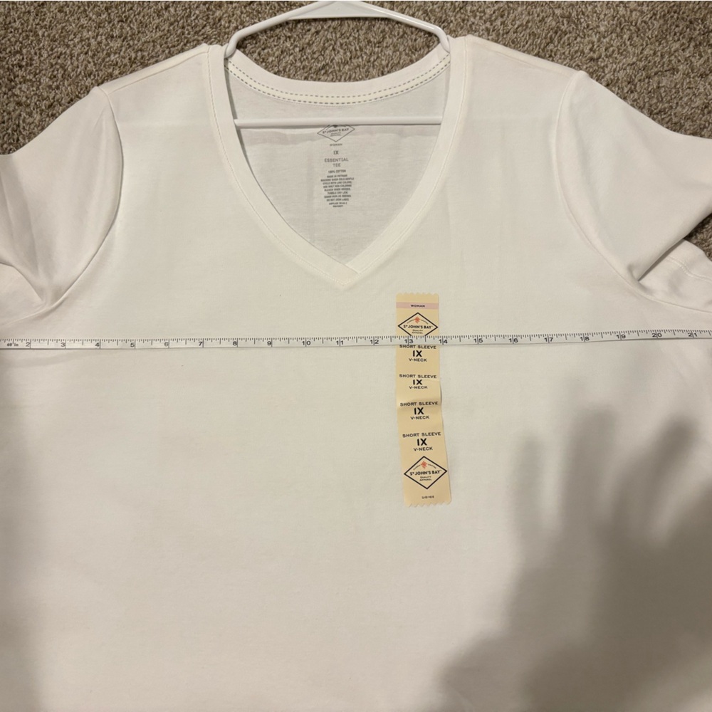 NWT - St John’s Bay women’s essential tee size 1X - Picture 5 of 6